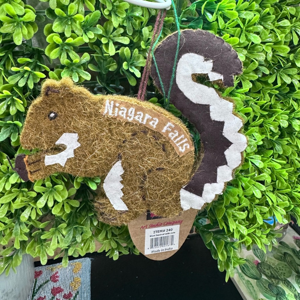 Niagara Falls Squirrel Ornament